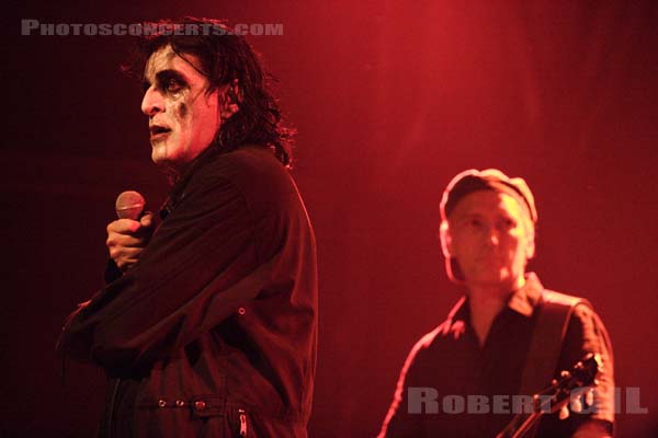 KILLING JOKE - 2005-10-04 - PARIS - Elysee Montmartre - 